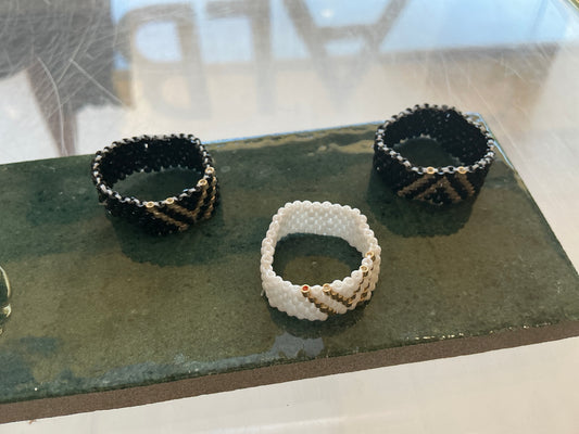 Wide bead rings